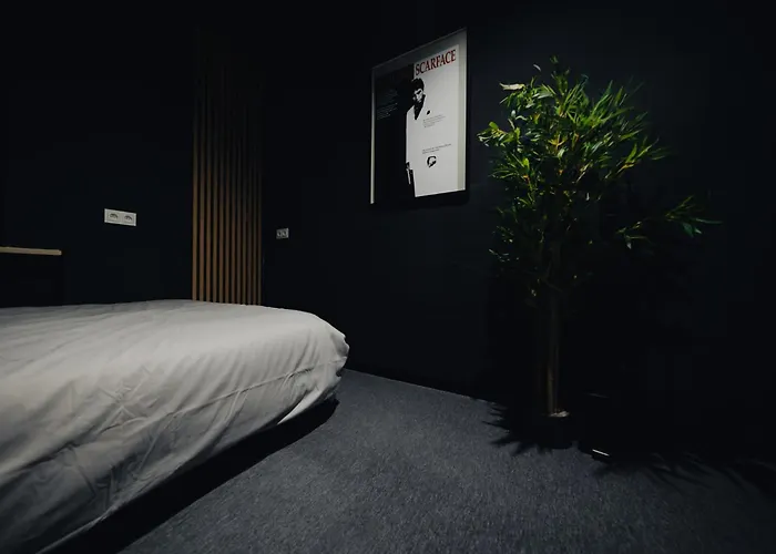 54 - 24h Self Check-in Отель для свиданий Познань