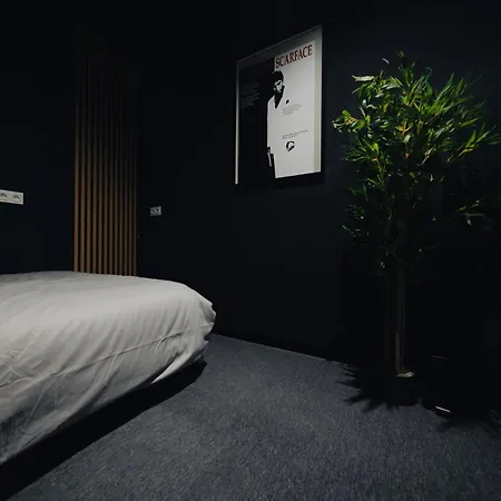 54 - 24h Self Check-in Hotel miłości Poznań