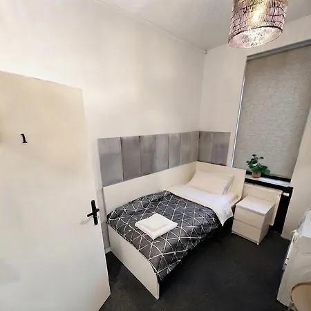 Love hotel 54 - 24h Self Check-in Poznan